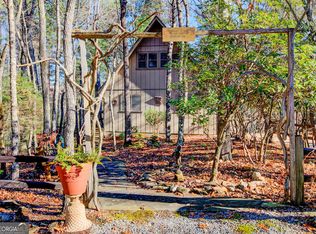 807 Grizzly Ridge Rd, Lakemont, GA 30552
