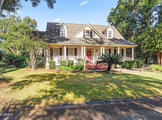 9 Sedgewick Pl, Beaufort, SC 29907