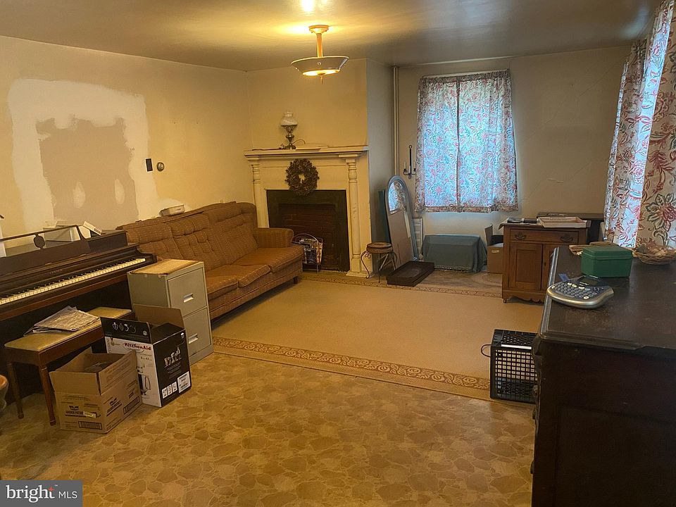 3208 Main St, PA 19543 Zillow