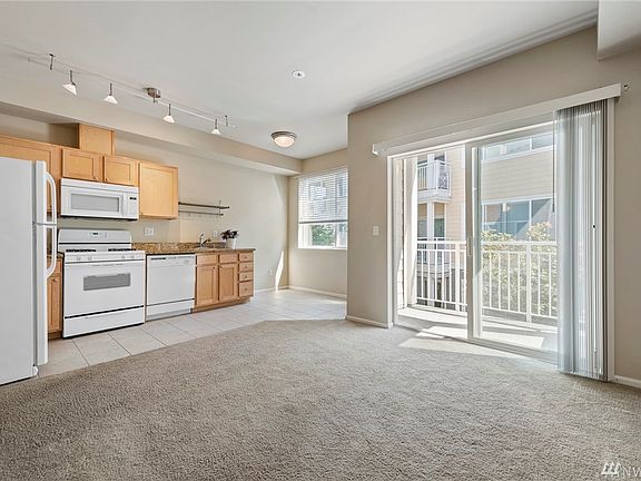 4th image of 564 225th Ln NE APT A205