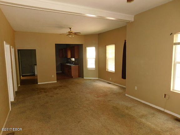 4th image of 416 E Thorn St