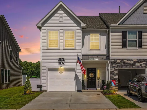 301 Whitley Ridge Dr, Clayton, NC 27527