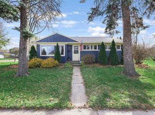 1333 E Murdock Ave, Oshkosh, WI 54901