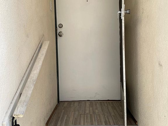 2nd image of 1536 S Wooster St APT 2