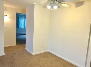 135 Pilgrim Ave APT 21, Coventry, RI 02816