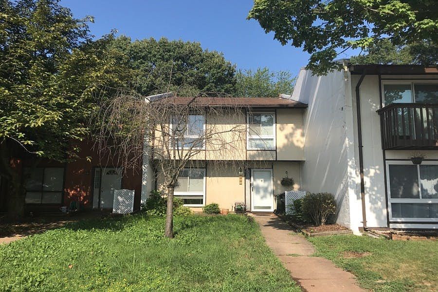 1st image of 108 Drury Cir