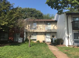 108 Drury Cir, Sterling, VA 20164