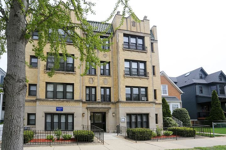 1st image of 4737 N Hermitage Ave APT 404