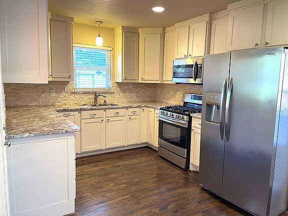 5th image of 809 Kirkwood Dr