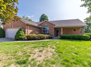 2664 Walnut Ridge Dr, Troy, OH 45373