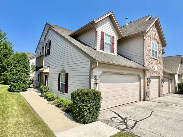 2236 West Vista Bella DRIVE, Oak Creek, WI 53154