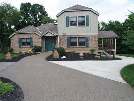 Front right from driveway