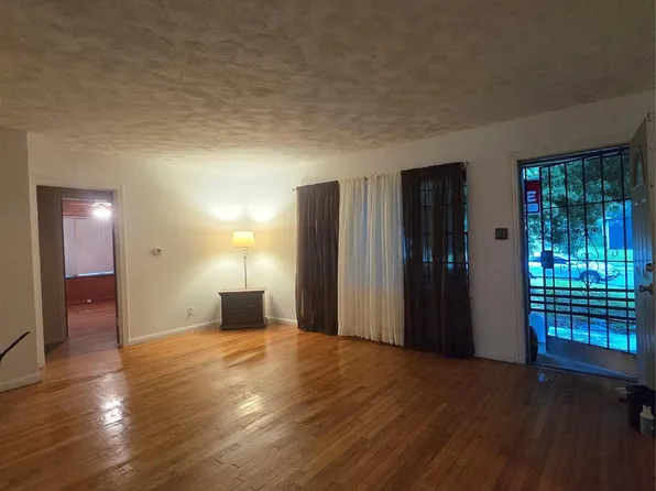 5659 Westover St, Houston, TX 77033