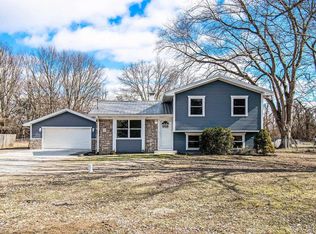 52212 Iris Ct, Elkhart, IN 46514