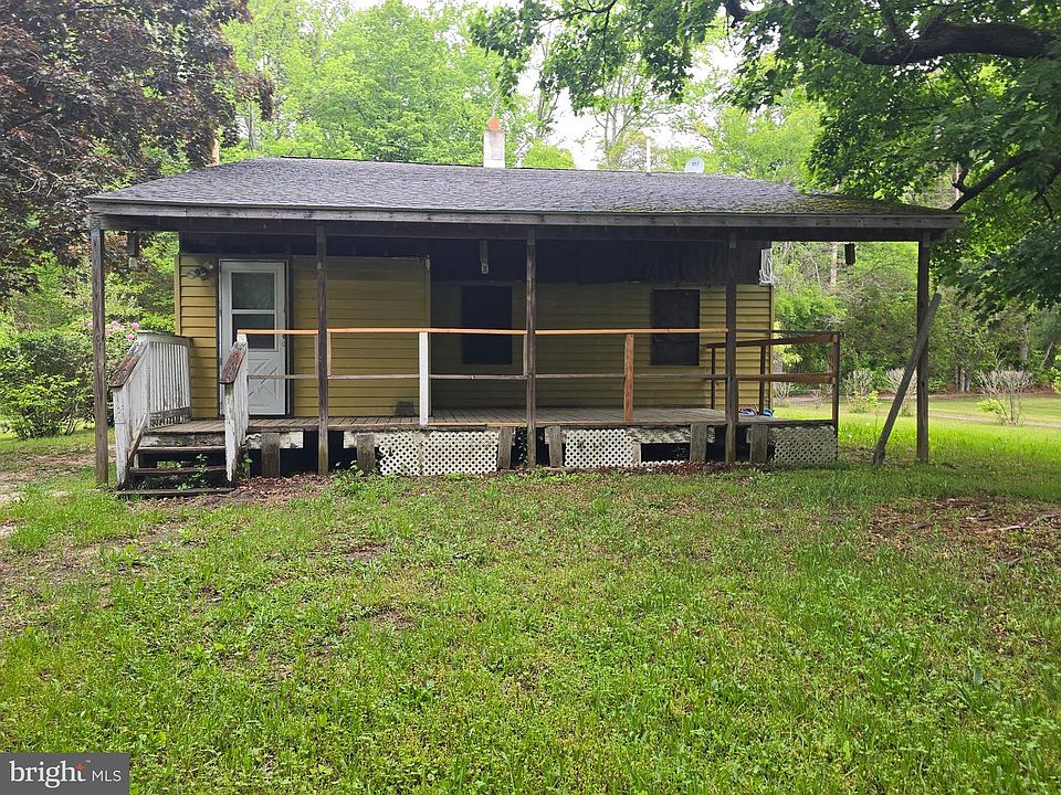 1st image of 9 Munson Ln