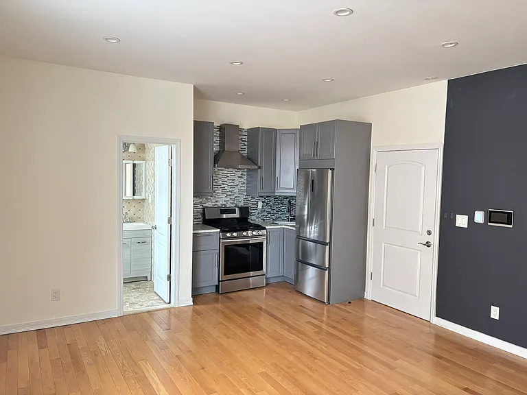 426 Foster Ave #3 — Photo 1