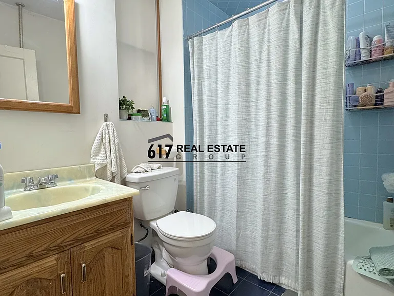 96 Winthrop Rd #2 — Photo 9