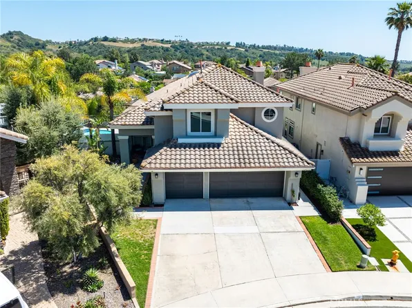 16 Deerfield Pl, Trabuco Canyon, CA 92679