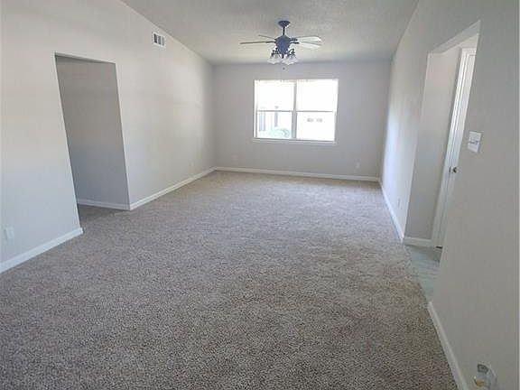 3rd image of 333 Hilltop Ln
