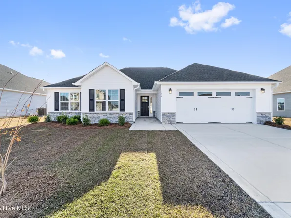 552 Appalachian Trail N, Jacksonville, NC 28546