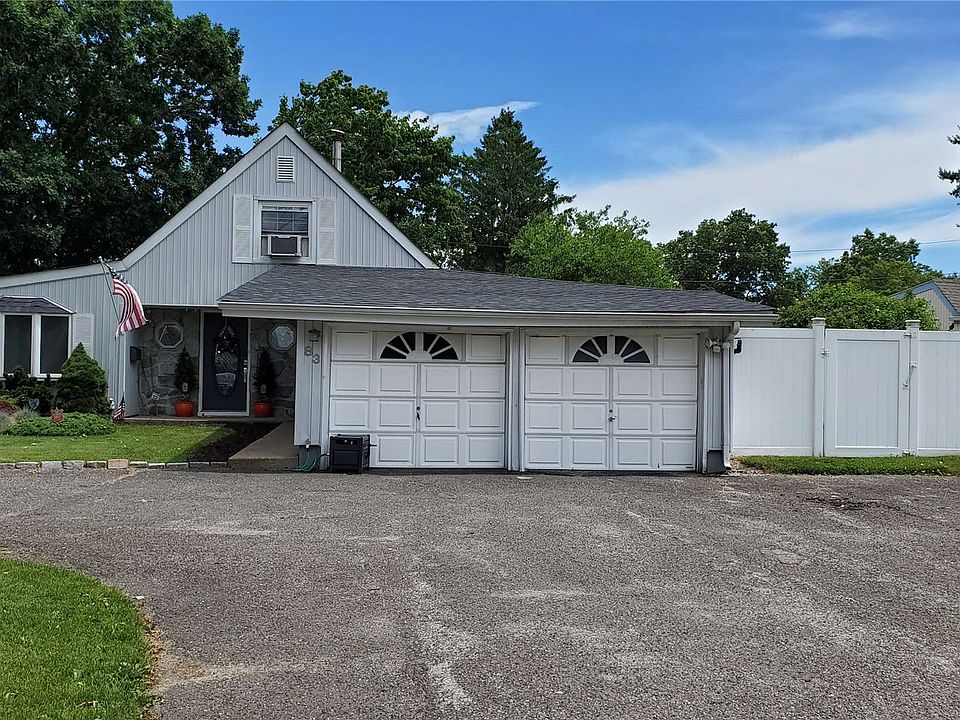 1st image of 83 Split Cedar Dr