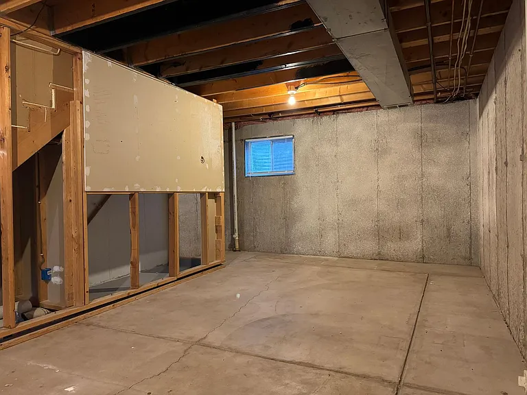 4108 Charleston Dr — Photo 21