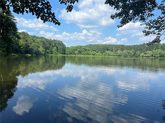 3rd image of 543 Cove Lake Dr #19