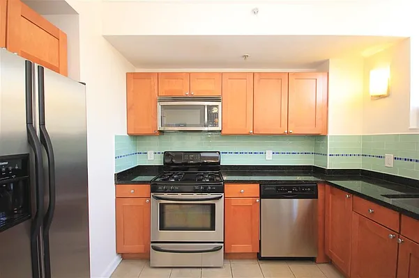 Sold by RE/MAX Gold Coast Realty | media 10