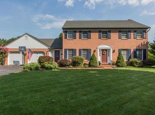 531 Greenhowe Dr, Lititz, PA 17543