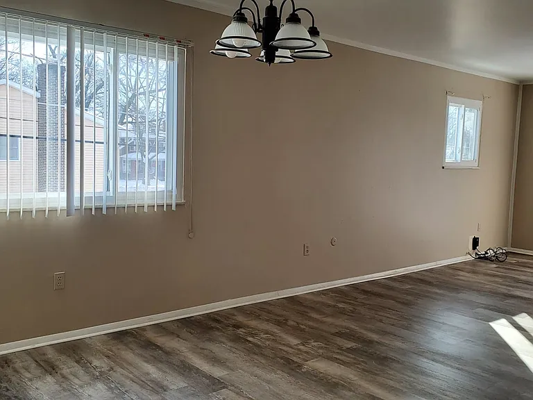 617 N 25th St #1 — Photo 8