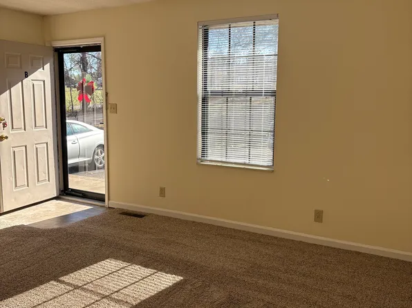 113 W Fork Dr, Clarksville, TN 37042