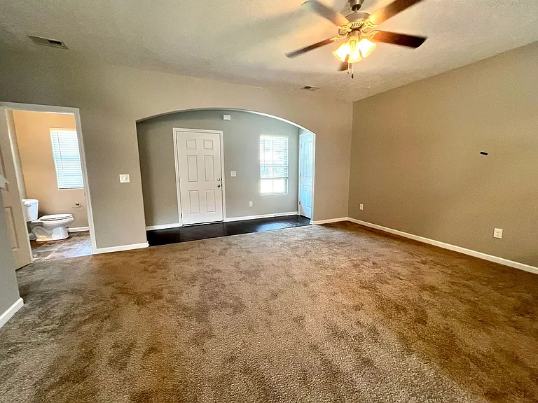 5305 Tony Lama Ln — Photo 5