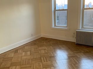 31-70 36th St #3, Astoria, NY 11106