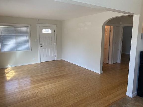 2nd image of 1044 Fewtrell Dr