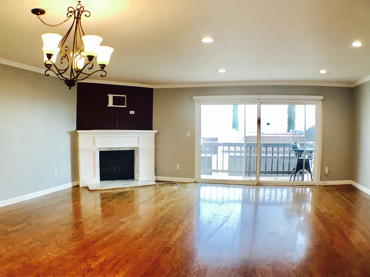 Panoramic Views From Balcony Attached Garage — Photo 1