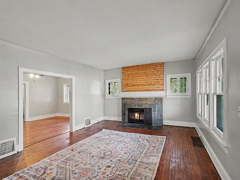 207 Marquette Ave #2 — Photo 3