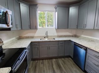 415 S 128th St #A, Seattle, WA 98168