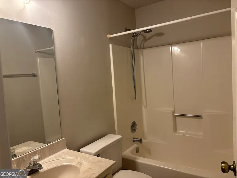4961 Brownwood Dr — Photo 12