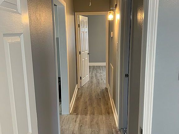 4th image of 7612 Vanderkloot Ave