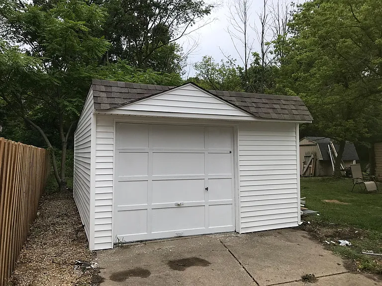 4271 Belle Ave — Photo 3