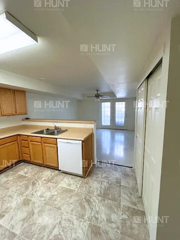 3010 Birch Ct — Photo 3