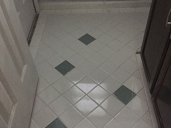 4th image of 5340 Beechwood Knoll Trl