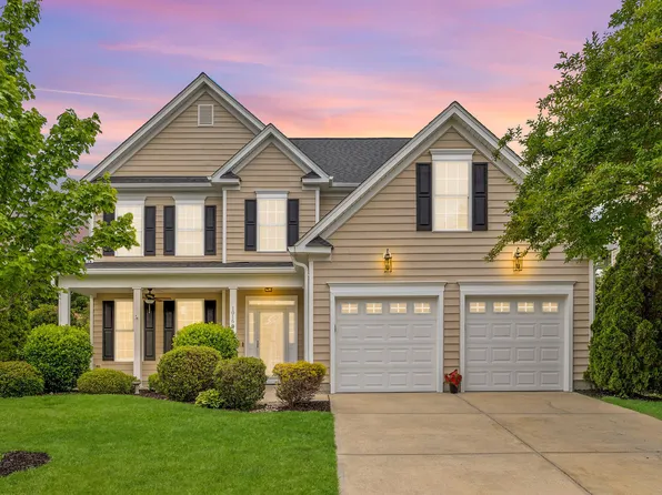 1016 Katie Ln, Cary, NC 27519