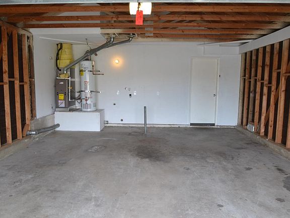 4th image of 13198 Oak Dell St