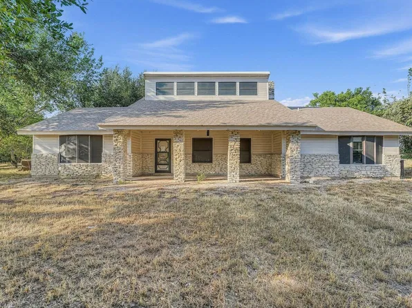 1650 County Road 421, Taylor, TX 76574