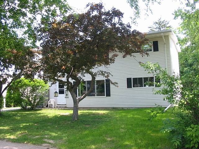 1st image of 103 Highlake Ave