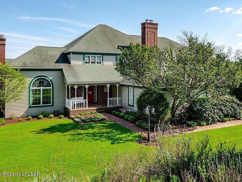 1st image of 11 Rice Dr