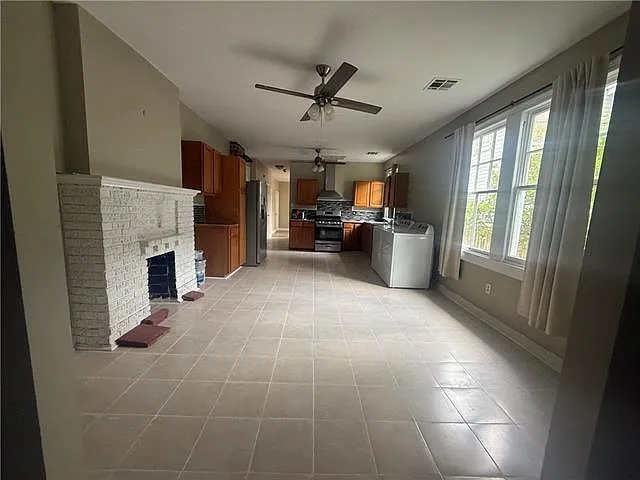 5547 Rosemary Pl — Photo 5