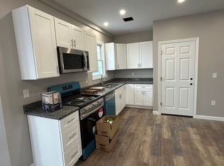 413 State Rd UNIT 2, North Dartmouth, MA 02747