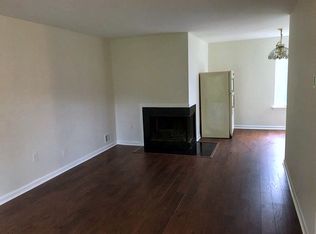 1005 Schmidt Ln, North Brunswick, NJ 08902